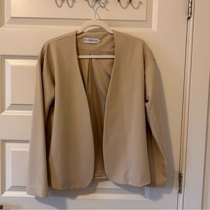 Round neck blazer